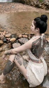 When Can You Swim After Getting a New Tattoo?插图1